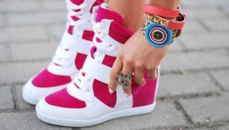 Mga sapatos para sa mga batang babae