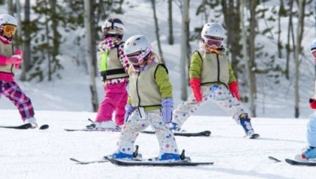 Children's ski boots