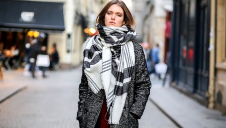 Bicolor scarf