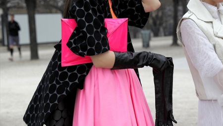 Leather gloves