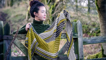 Niniting scarves