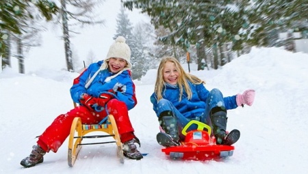 Mga bota ng Finnish ng mga bata