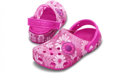 Mga tsinelas ng sanggol