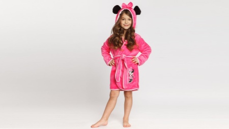 Bata bathrobe para sa pool
