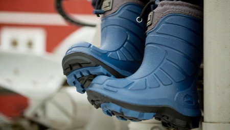 Viking boots ng goma