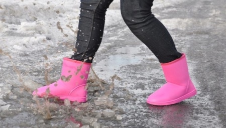 Rubber uggs