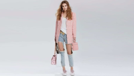 Brand cosmetics: Victoria's secret, Wanderlust, Chanel