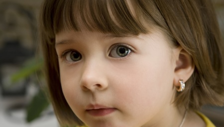 Baby gold earrings