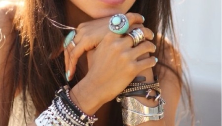 Steel pulseras