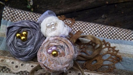 Brooches sa estilo ng boho