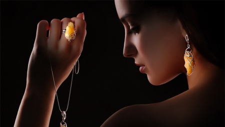 Amber Ring
