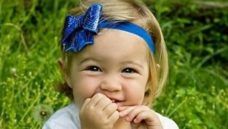 Headband para sa batang babae