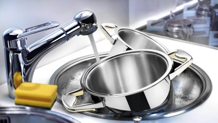 Aluminium pans: kung paano linisin ang uling?