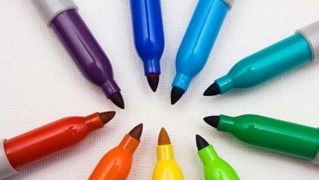 How to wipe the marker from different surfaces?