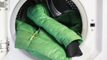 Paano maghuhugas ng dyaket sa isang washing machine-machine?