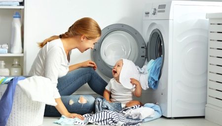 Mga tuntunin ng kamay at machine washing ng mga damit at iba pang mga bagay para sa bahay