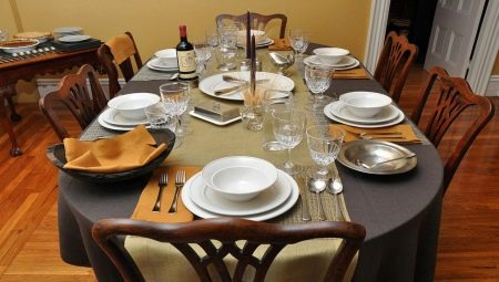Dinner table setting rules
