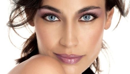 Principles of make-up for slanting eyes