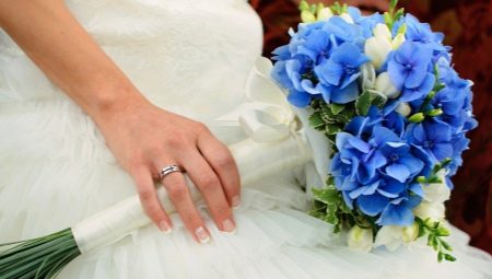 Blue bouquet ng kasal: pagpili, disenyo at kumbinasyon sa iba pang mga shades