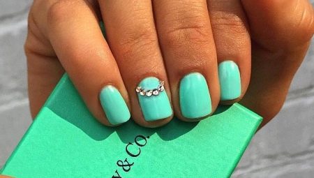 Mga ideya para sa paglikha ng isang manicure sa estilo ng Tiffany