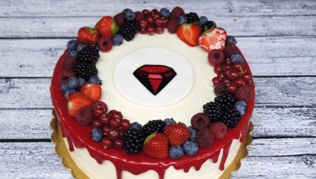 Best Cake Design Ideas for a Ruby Wedding