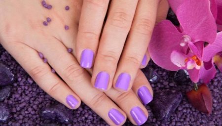 Gentle-lilac manicure: kagiliw-giliw na mga ideya at mga pagpipilian sa disenyo