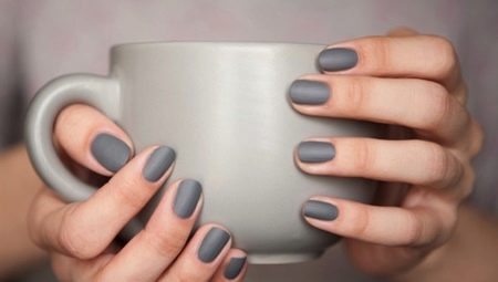 Gray manicure: kasalukuyang mga trend at mga rekomendasyon ng mga stylists