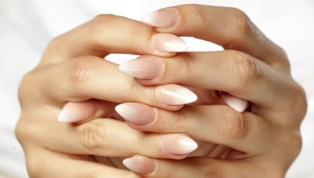Banayad na manicure: visual effect at mga ideya ng panahon