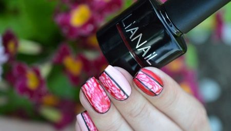 Gel varnishes na may pagkalat epekto
