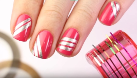 Mga ideya at mga paraan upang lumikha ng isang disenyo ng manicure na may laso