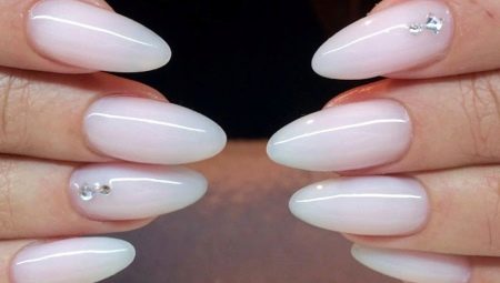 Paano gumawa ng mga kuko ng hugis almond?