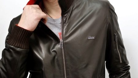 Paano i-iron ang isang leatherette jacket sa bahay?