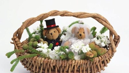 Wedding baskets: types, tips on making and decorating