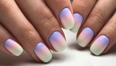 Mga variant ng naka-istilong manicure na disenyo na may ombre effect