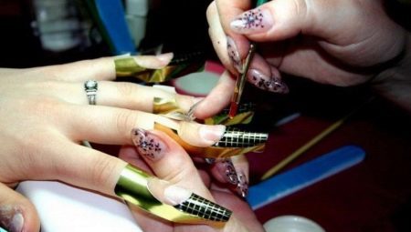 Selection and technology of application forms for nail