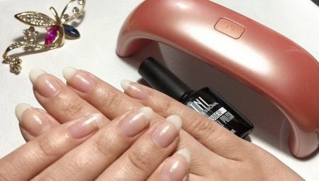 Alignment of the nail plate base under gel polish