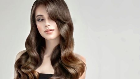 Gaano kahalaga ang gumawa ng mga kulot sa buhok na may bang?