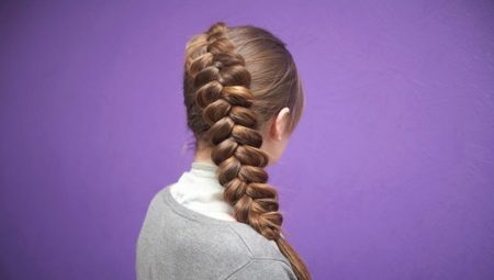 Kaka weave the French braid on the contrary?