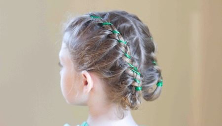 Mga magagandang hairstyles para sa mga batang babae sa kindergarten