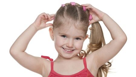 Orihinal na hairstyles na may nababanat na mga banda para sa mga batang babae