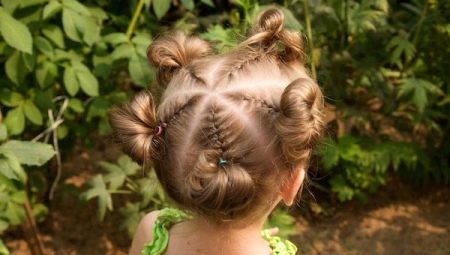 Pakinggan ang mga pagpipilian sa paghabi para sa mga batang babae na may maikling buhok