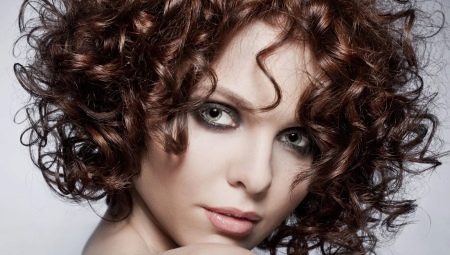 Keratin hair curling: mga tampok, komposisyon at teknolohiya ng pagpapatupad
