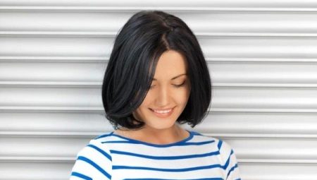 Maikling parisukat na walang bangs
