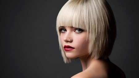 Nagtatampok ng caret blond