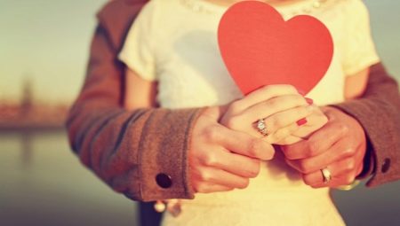 What to give her husband on February 14?