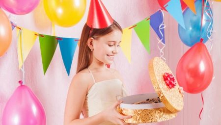 What to give a child 10 years?