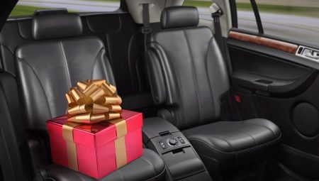 Isang regalo sa isang motorista: ano ang maaari mong ibigay sa isang lalaki o babae?