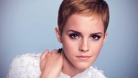 Hairstyles for short thin hair