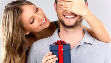 Paano gumawa ng regalo para sa isang lalaki na may sarili mong mga kamay?