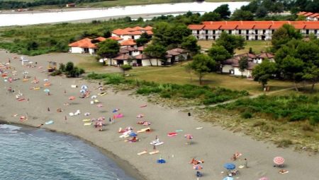 Ada Bojana sa Montenegro: paglalarawan ng mga beach, mga tampok ng isla